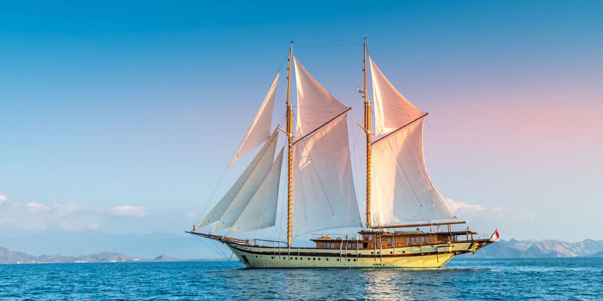 Labuan Bajo Boot