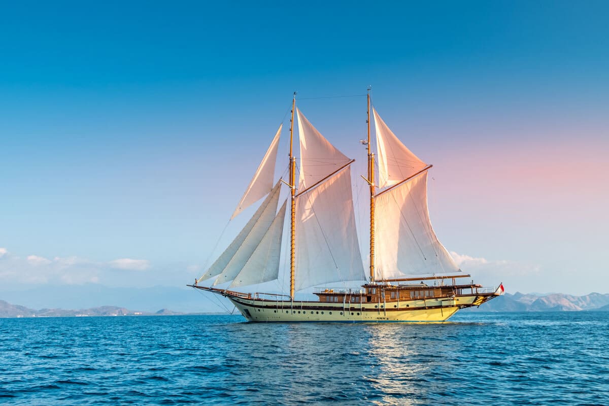 Labuan Bajo Boot