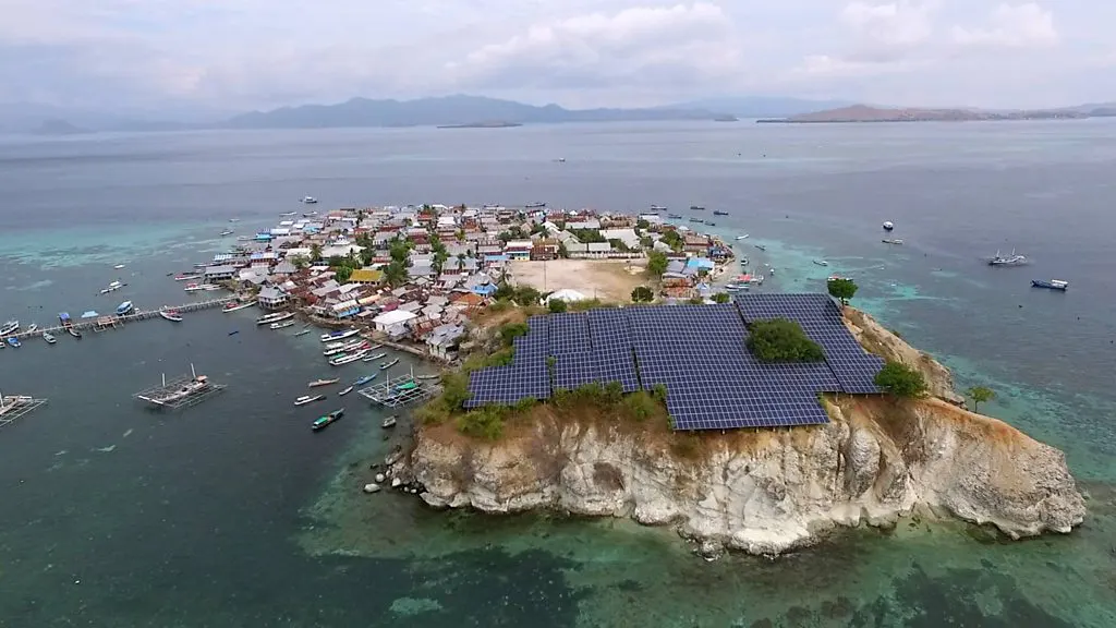 mesa island labuan bajo
