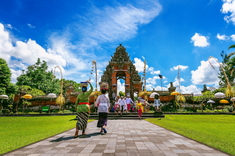 Zahlreiche religiöse Zeremonien auf Bali