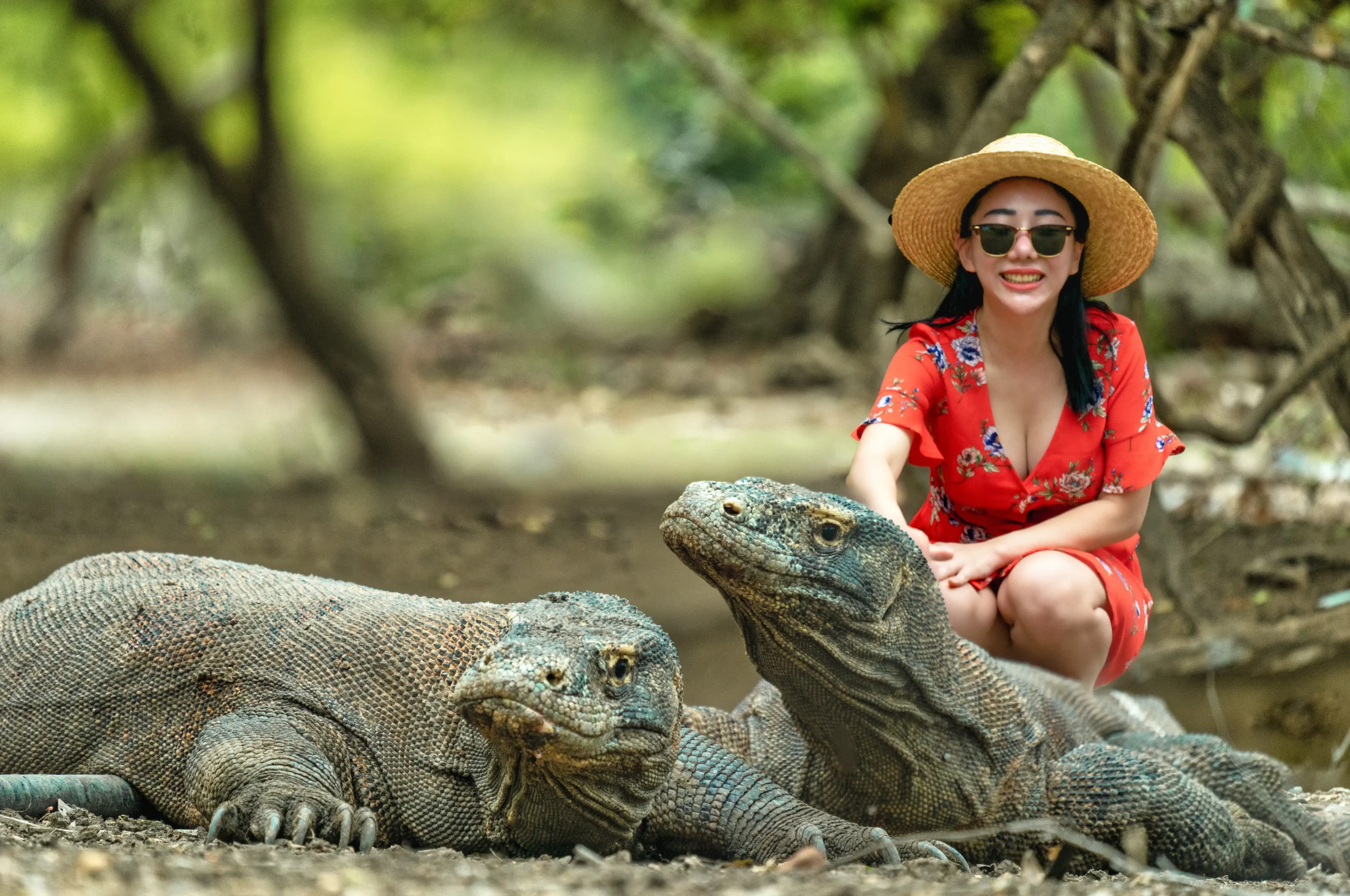 Ein Tourist im Komodo Nationalpark