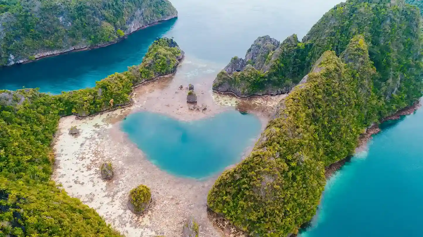 Raja Ampat aus der Vogelperspektive