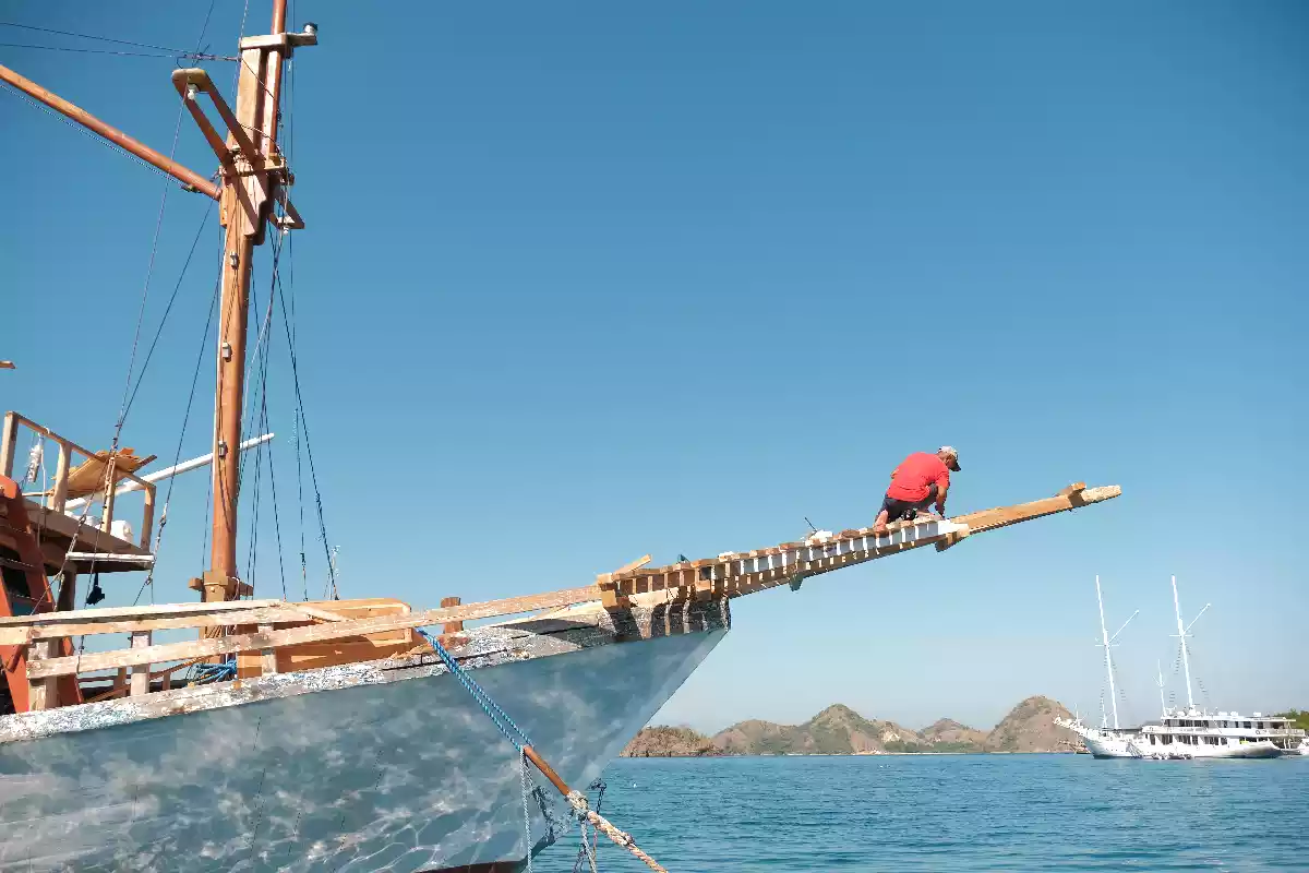 Explore Exclusive Luxury Boats for Sale in Komodo and Beyond