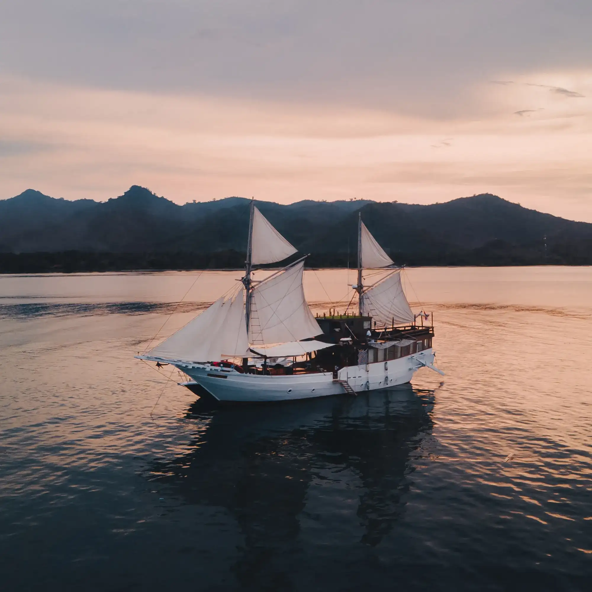 Ikan Kayu Yacht