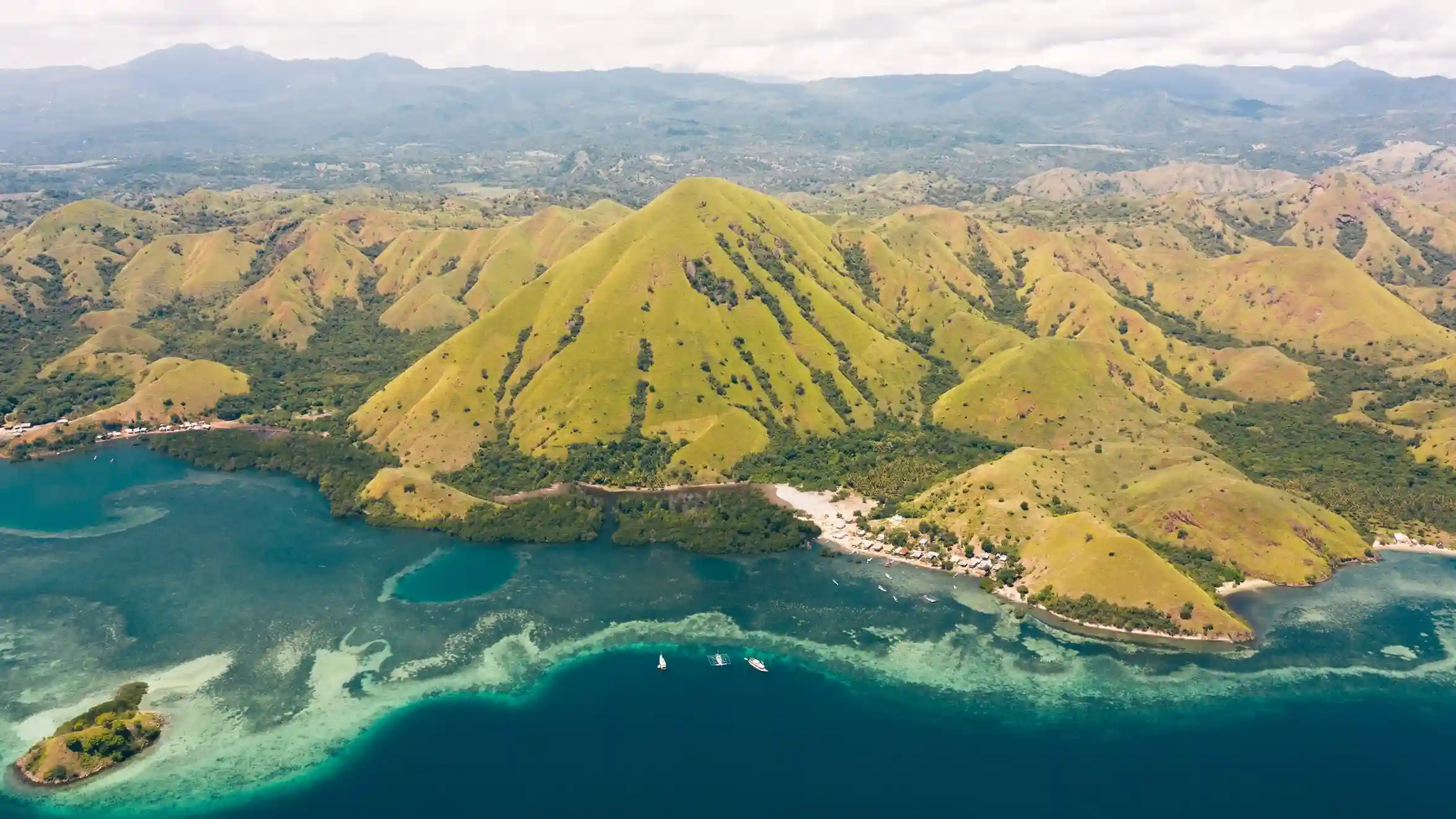 Altitude Adventure Tour | Tour en Helicóptero Komodo Luxury