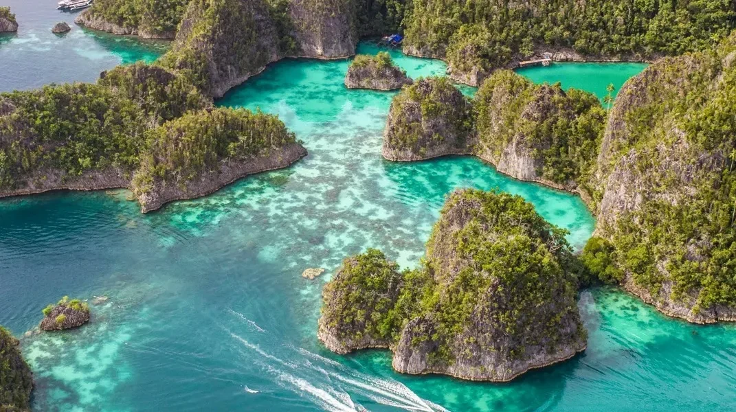 Piaynemo, Raja Ampat - KomodoLuxus