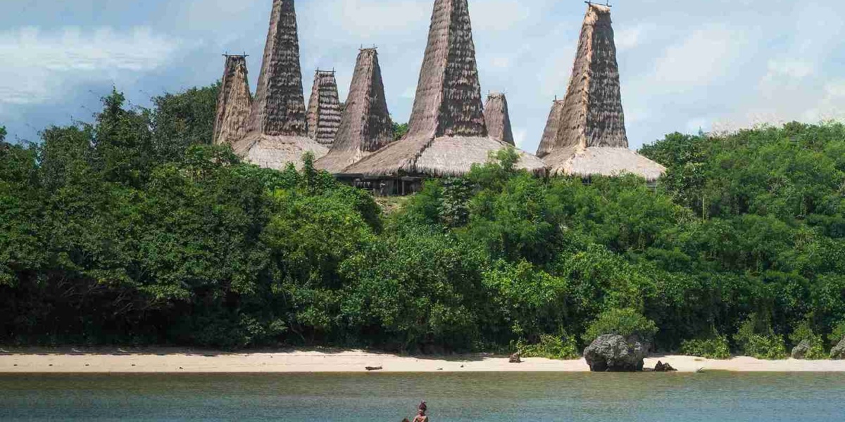 Das Dorf Ratenggaro auf Sumba