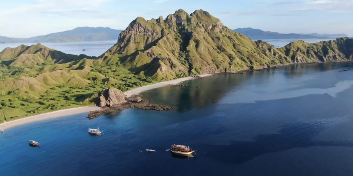 Segeltour  Komodo Nationalpark  Luxus Komodo Tour Komodo Luxury