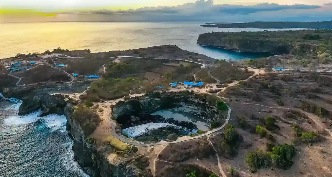 Broken Beach, Nusa Penida – Komodo Luxury