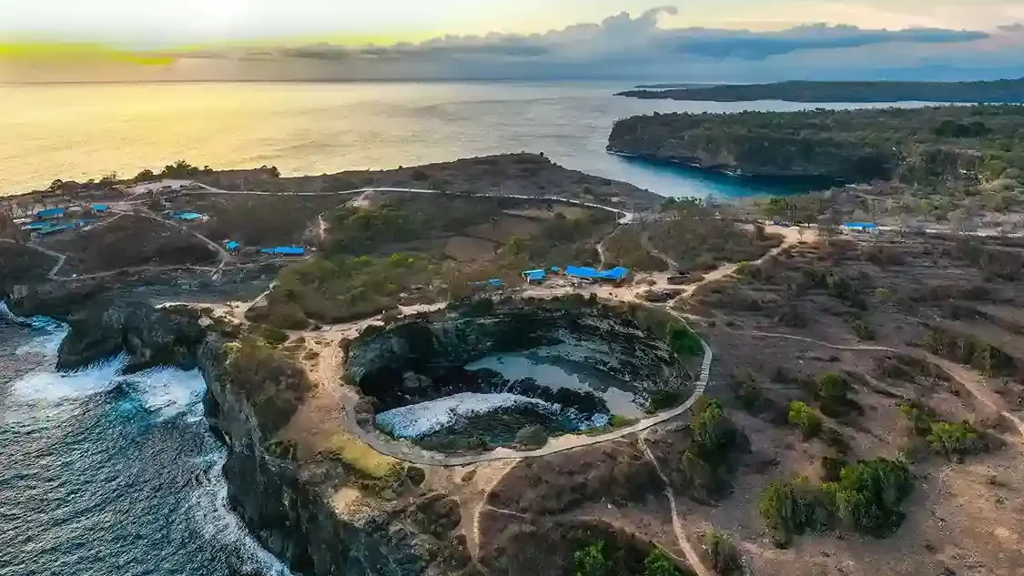 Broken Beach, Nusa Penida – Komodo Luxury