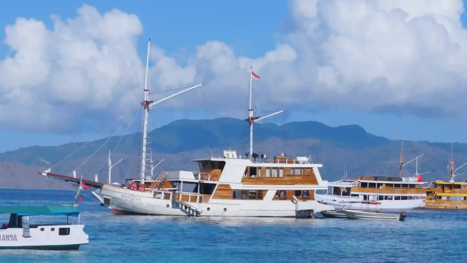 萬隆至科莫多島  Komodo Luxury