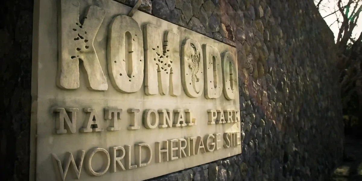 Komodo-Insel-Tor | Komodo Nationalpark Komodo Luxury