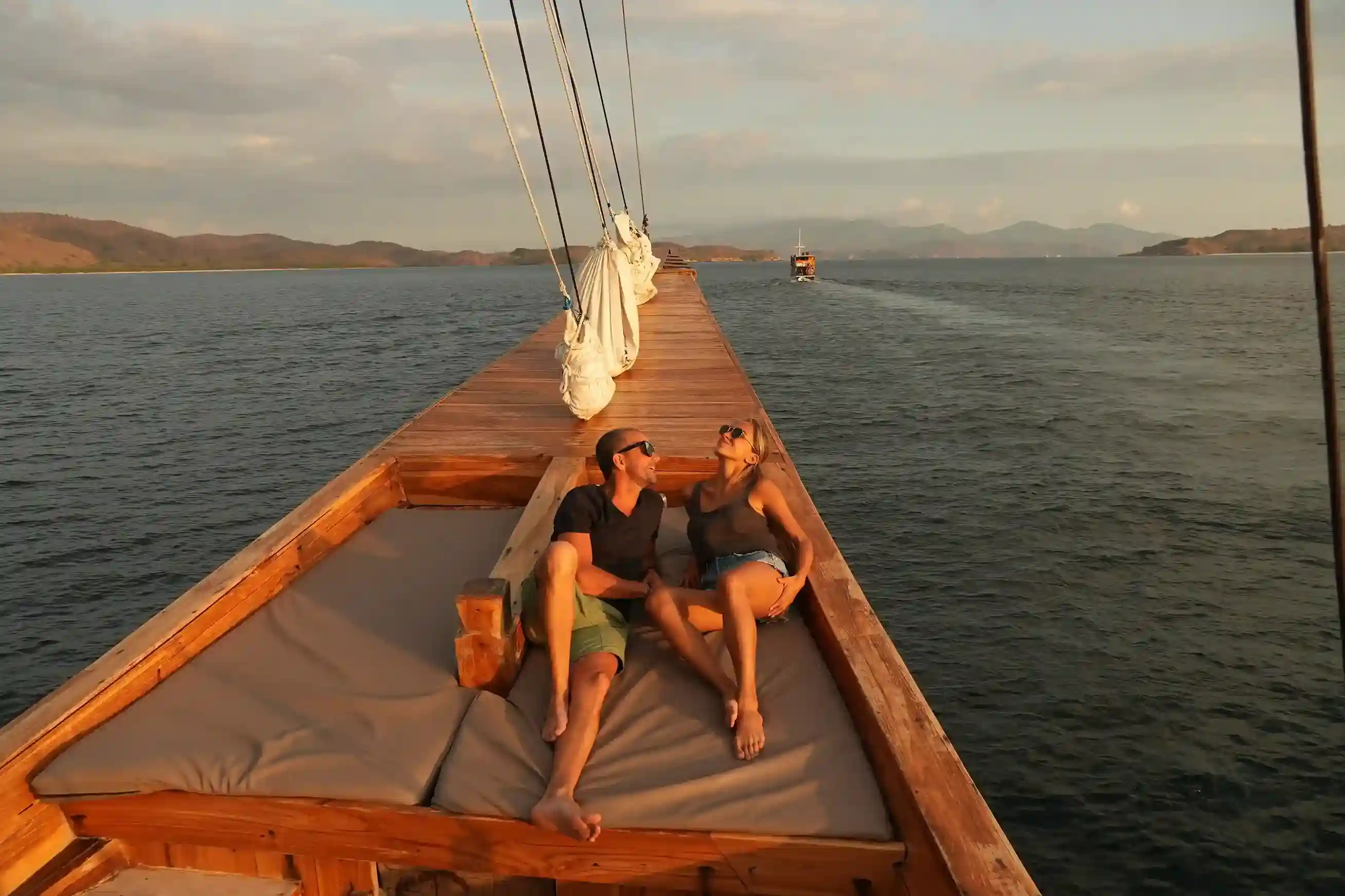 7D6N Komodo Tour | Komodo Island Tour