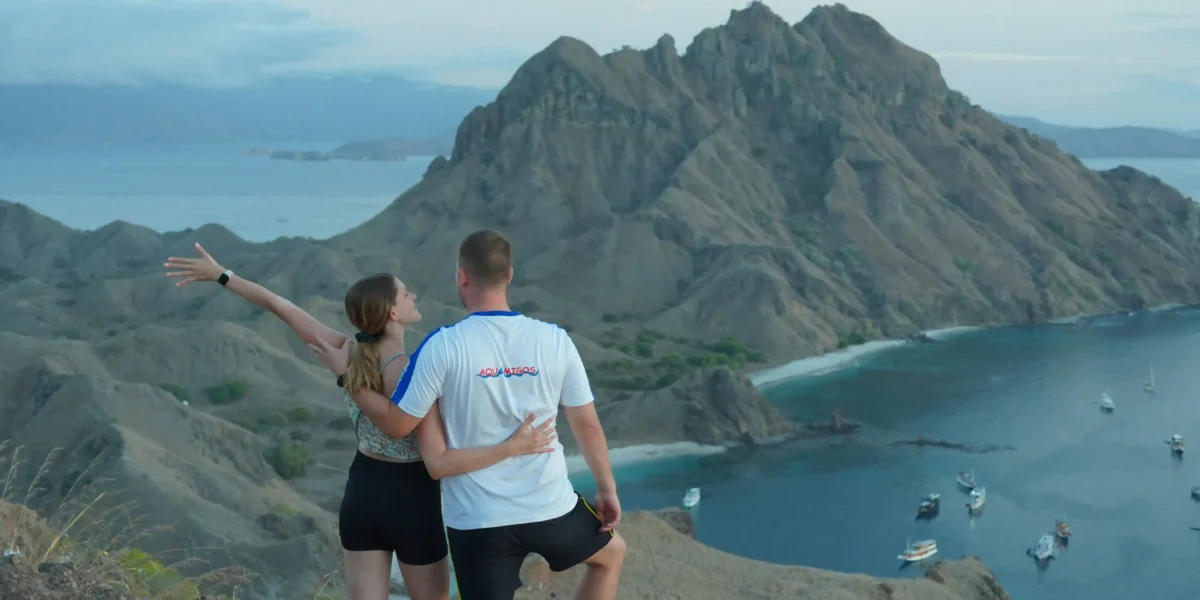 Wandern  auf der Insel Komodo Wandern  Komodowaran | Komodo Luxury