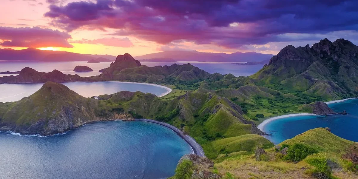 Sonnenuntergang  Padar | Komodo Luxury