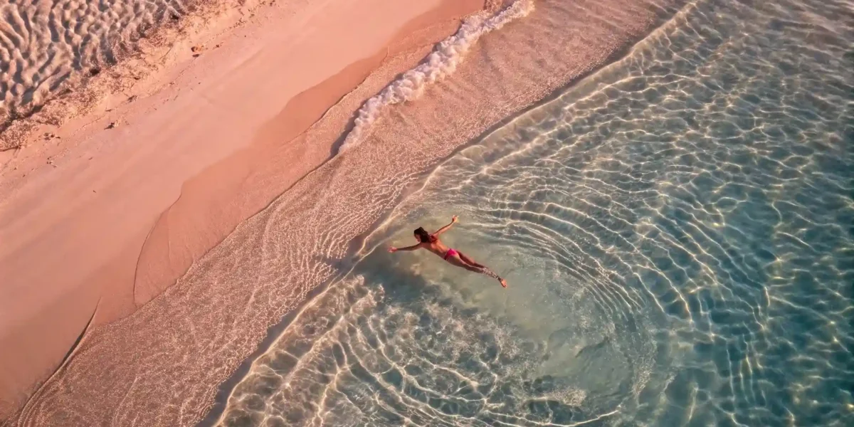 Pink Beach Insel Komodo | Komodo Luxury