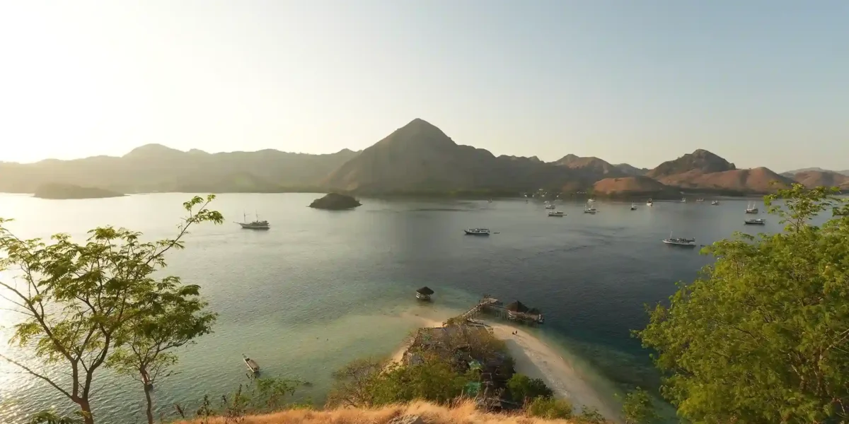 Kelor-Insel Komodo | Komodo-Insel-Tour | Komodo Luxury