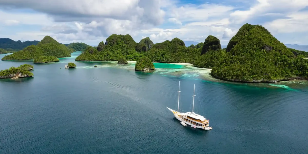 Raja-Ampat-Inseln | Tauchsafari Komodo Luxury