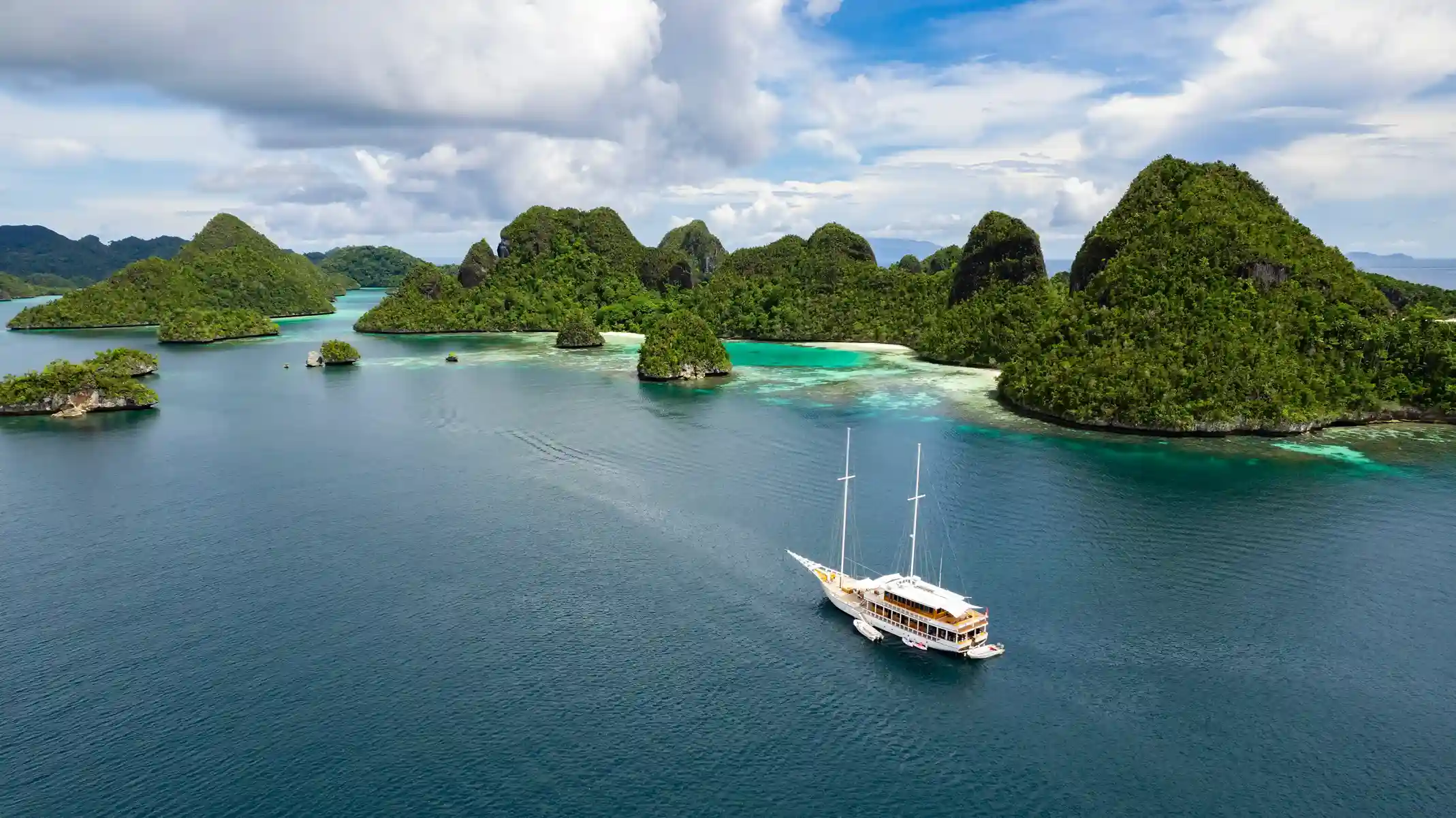 Raja-Ampat-Inseln | Tauchsafari Komodo Luxury