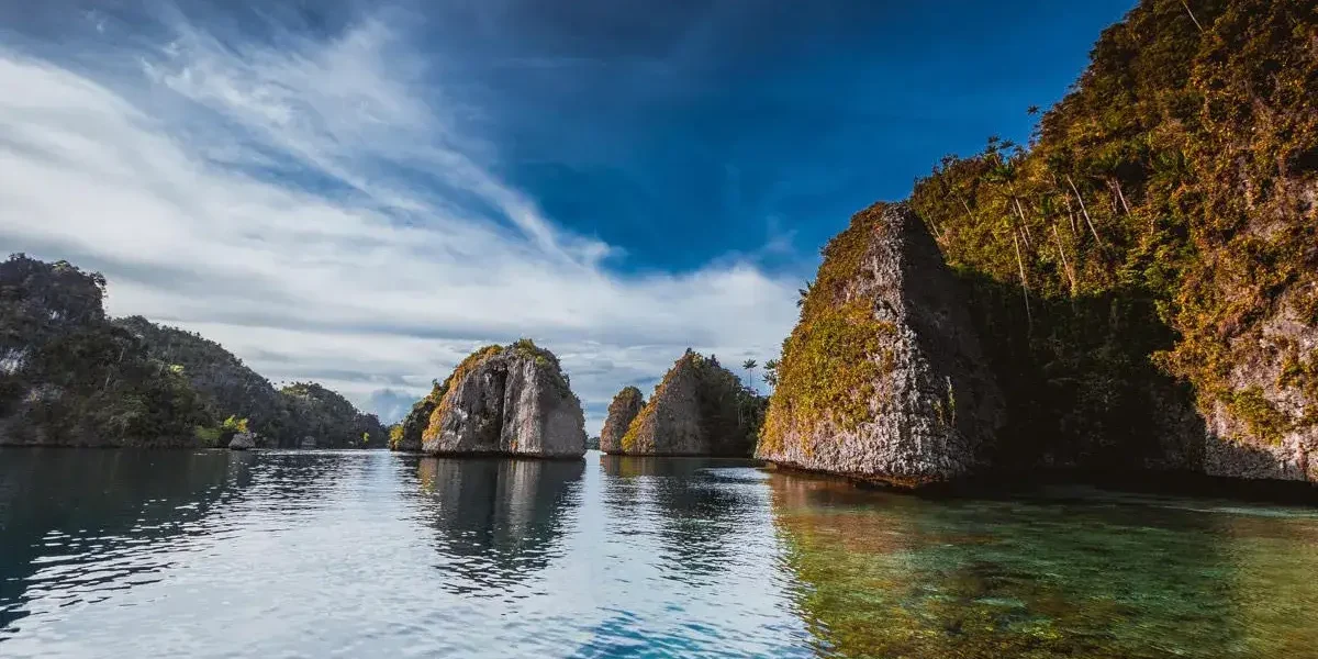 Insel Raja Ampat | Raja Ampat Tauchsafari Komodo Luxury