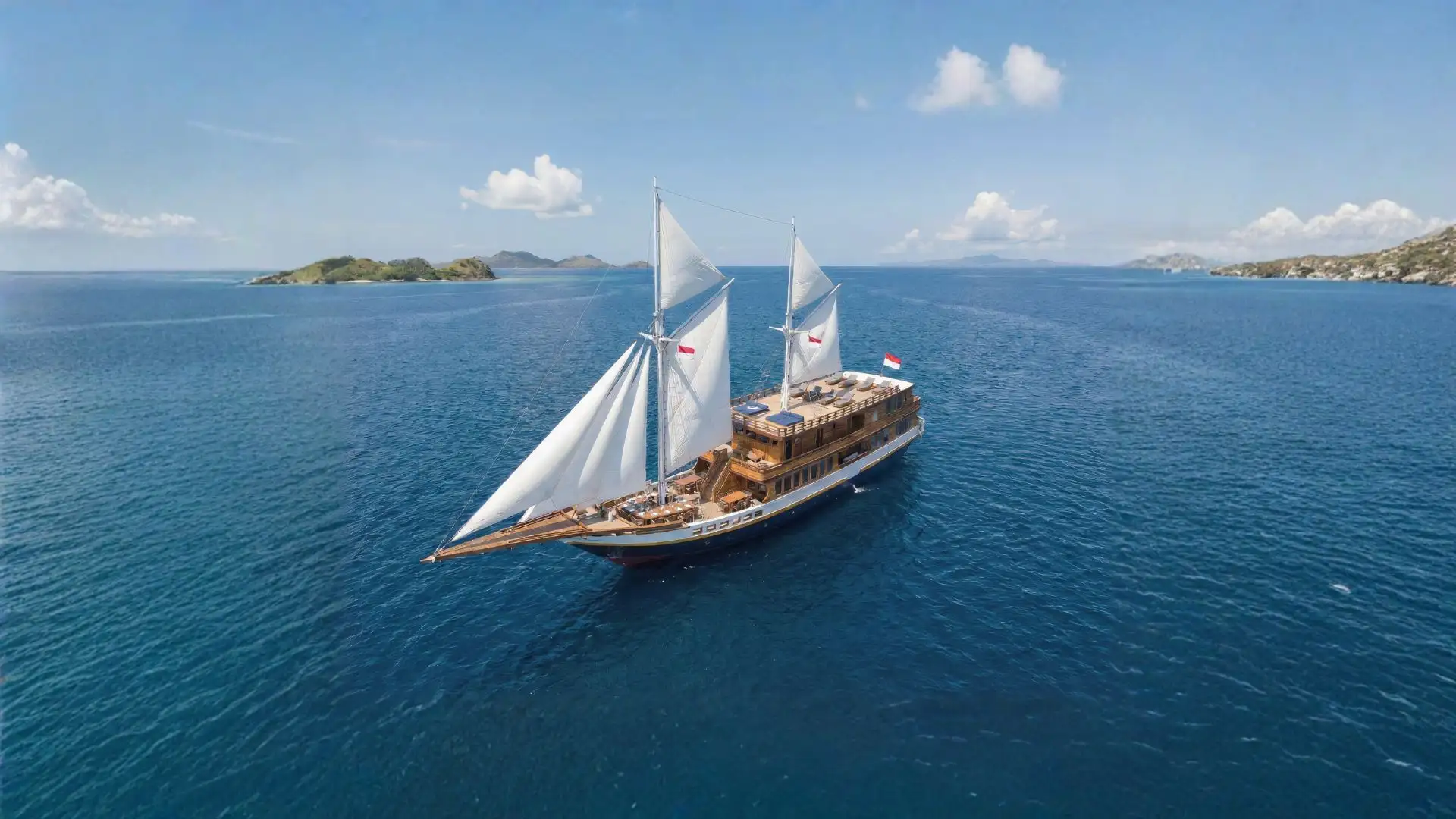 Luxury Phinisi | Komodo Luxury