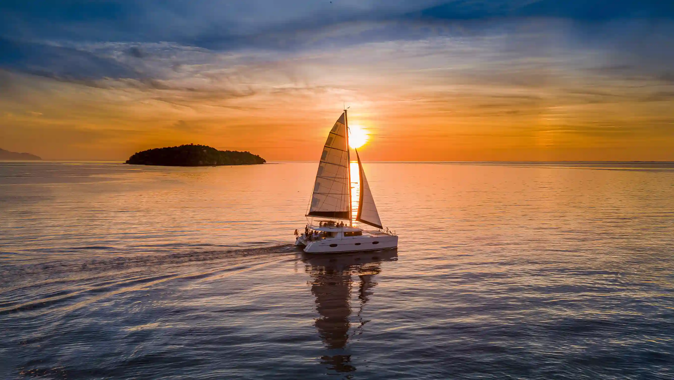 Luxury Catamarans | Komodo Luxury