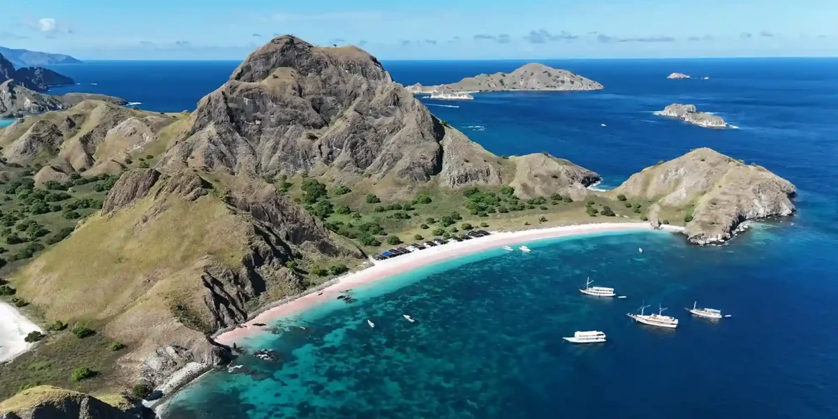 Segeltour Pink Beach Komodo Nationalpark  Komodo-Insel-Tour | Komodo Luxury
